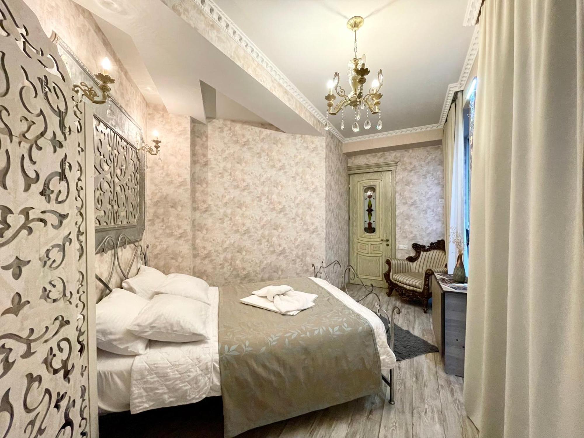 Central Apartment Tbilisi Eksteriør billede